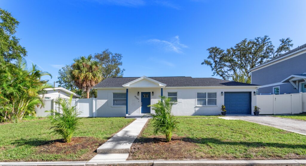 4205 W Gray Street  Tampa, FL 33609