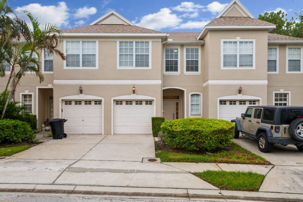 655 Vallance Way NE Saint Petersburg, FL 33716