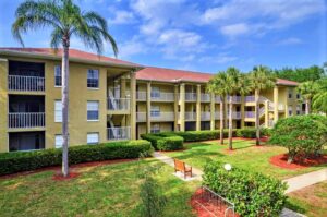 2690 Coral Landings Blvd #125 Palm Harbor FL - Meadowlake apartment for rent